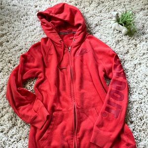 Nike swoosh XS bright, red contrasted, athletic sports, thick long hoodie